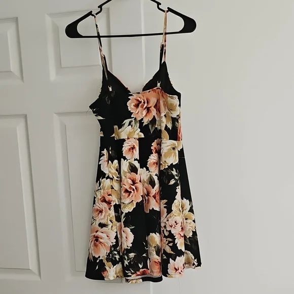 Haute Monde Black Mini Dress with Peach & Cream Floral Print - Picture 2 of 3